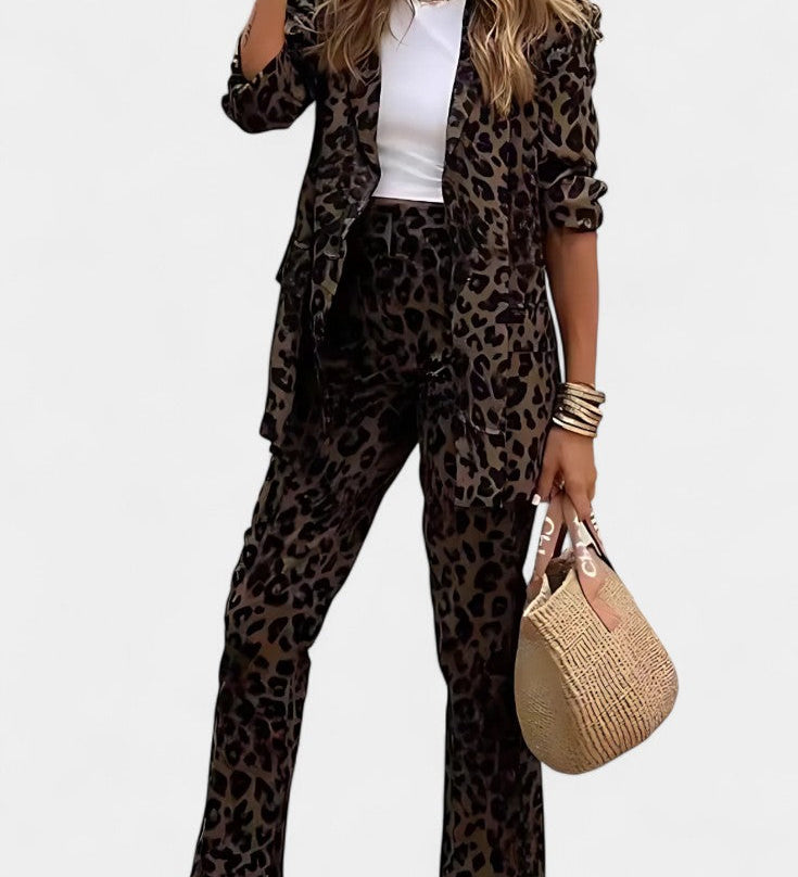 Nusa Tailored Blazer with High-Waisted Leopard Print Trousers