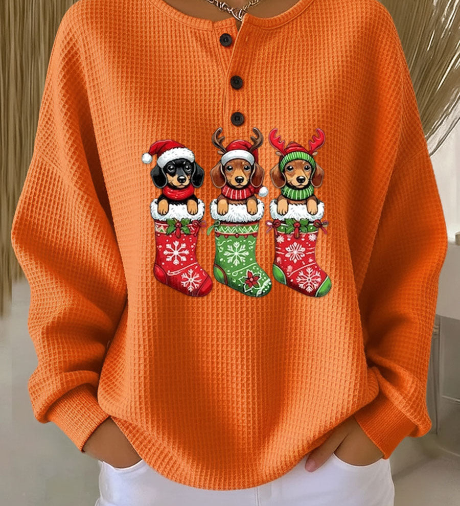 Grethe | Retro Christmas Sweater Featuring Dog Design