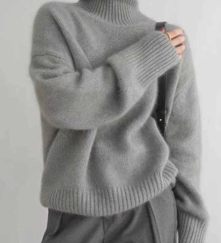 Gabriela | Cashmere Turtleneck