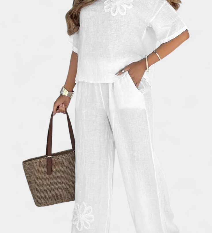 Natalia | Embroidered Linen Set
