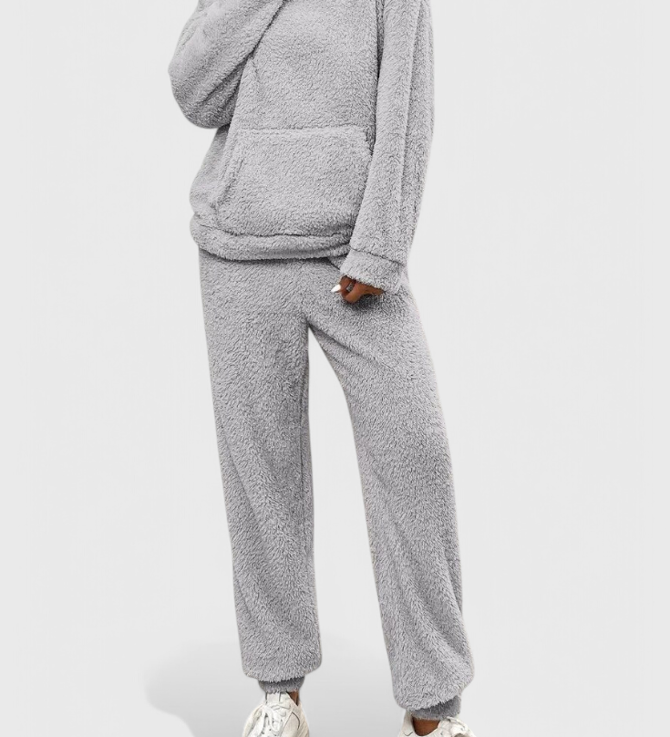 Cozy Billie Two-Piece Set in Luxurious Teddy Fabric