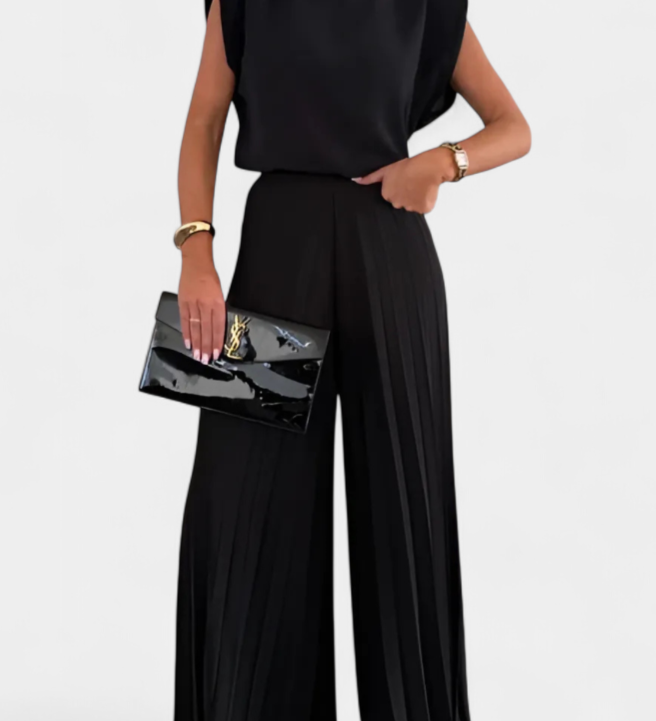 Liora | Backless Top & Wide-Leg Pleated Set