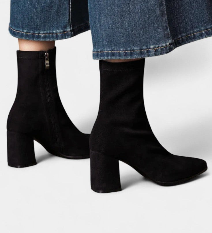 Célie | Pointed Toe Ankle Boots