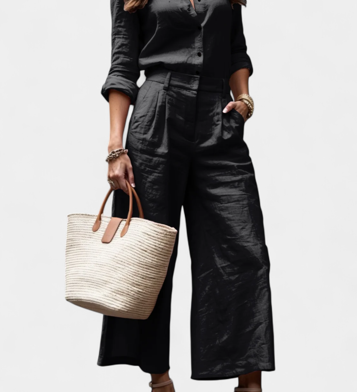 Sabina | Flowing Top and Capri Trousers Set