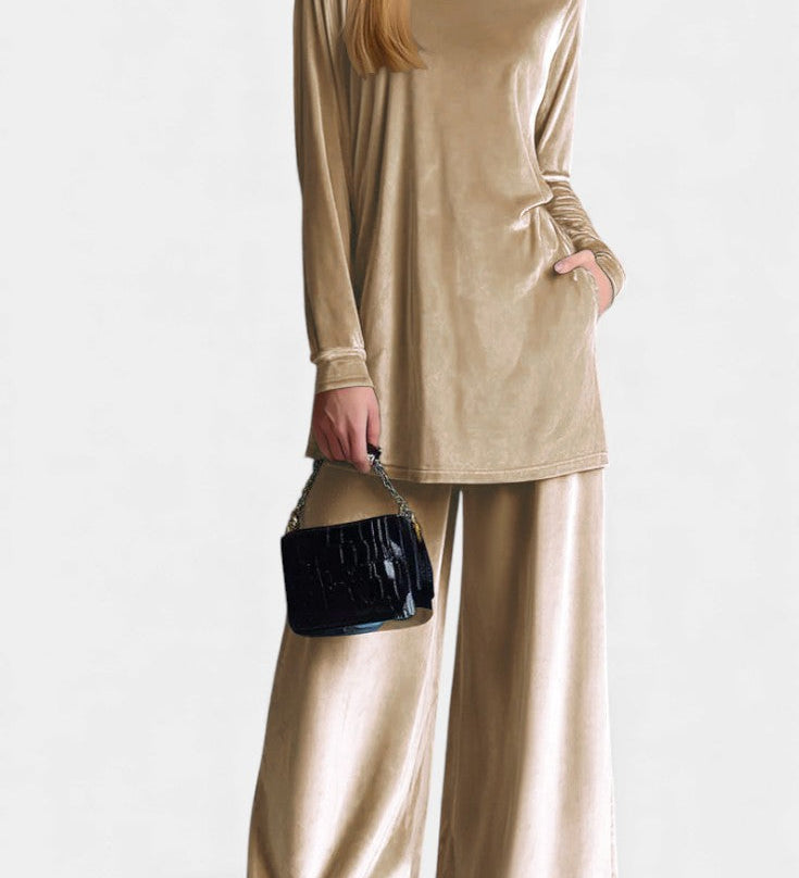 Tifenn Velvet High-Top Sneakers and Split Pants with High Collar